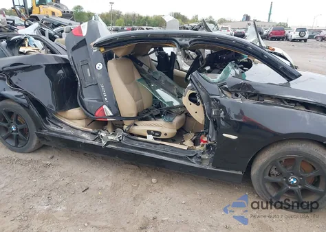 2007 BMW 328Xi z USA, uszkodzony, nr VIN WBAVC73507KP32475